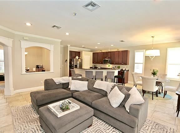 3rd image of 8400 Laurel Lakes Blvd