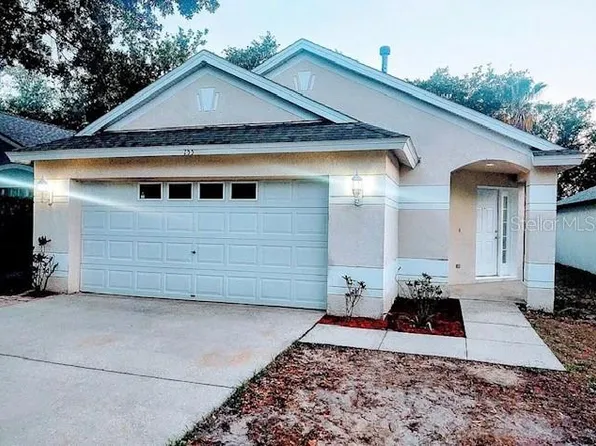 755 Cape Cod Cir, Valrico, FL 33594