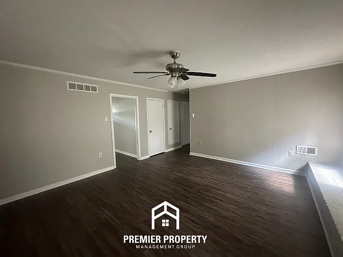 6355 Rockbridge Cv — Photo 7