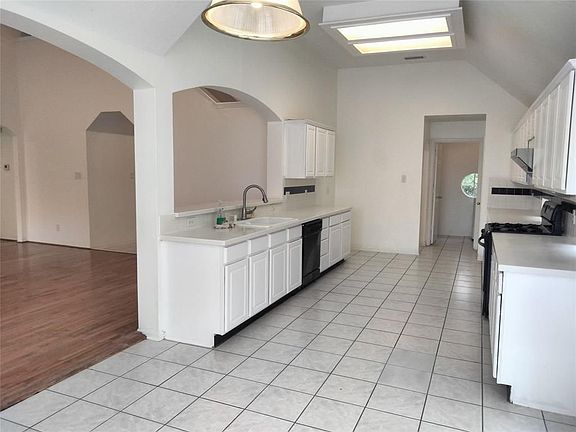 5th image of 3627 Heritage Colony Dr