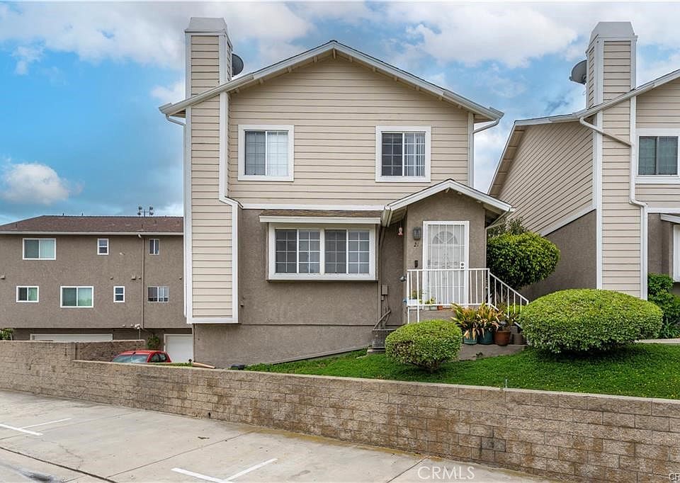 1st image of 15069 Mulberry Dr APT 21