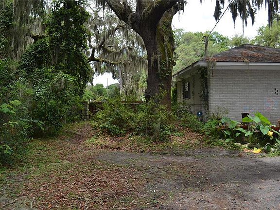 5th image of 1800 Oak Ave