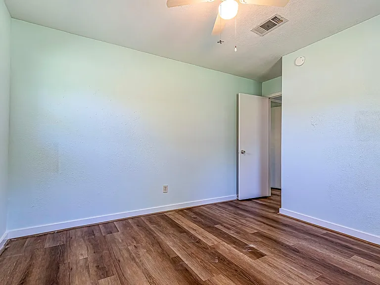 314 Normagene St — Photo 7
