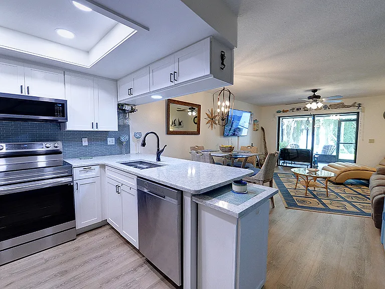 888 Pritchard Island Rd #888 — Photo 12