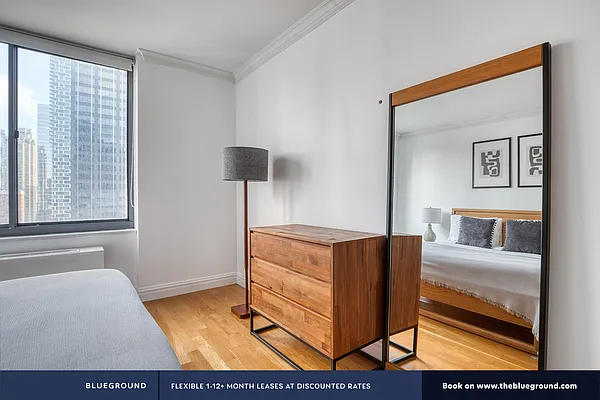 Rented by The Blueground | media 66