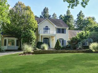 152 Mount Horeb Rd, Warren, NJ 07059