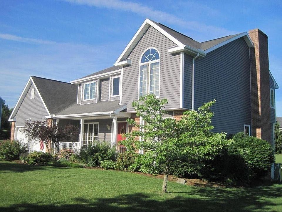Large open yard (1/2 acre lot) in quiet, family-friendly neighborhood.