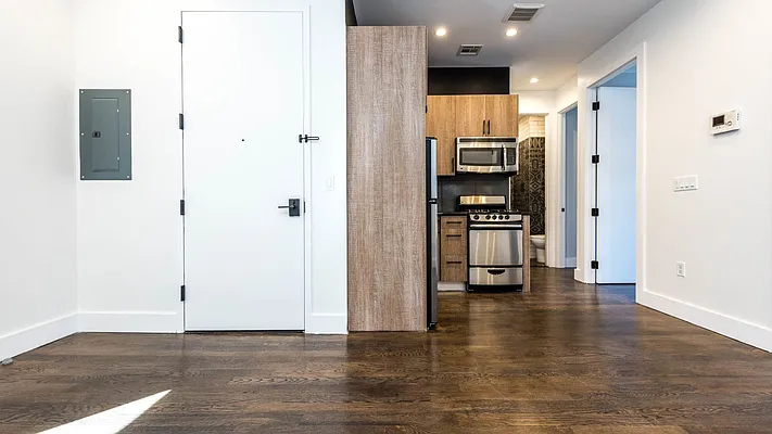 Rented by Nooklyn NYC LLC | media 19