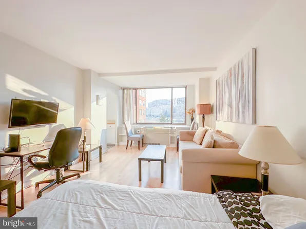 1111 Arlington Blvd, Arlington, VA