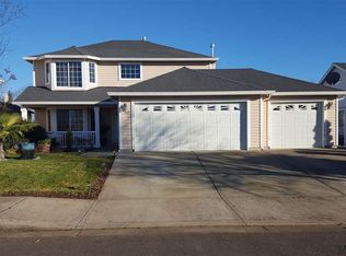 312 Baylor Dr, Woodburn, OR 97071