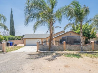 5974 Canal St, Riverside, CA, 92509