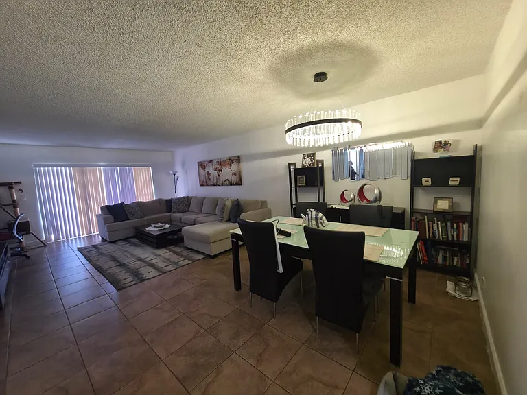 16278 Laurel Dr #202 — Photo 26