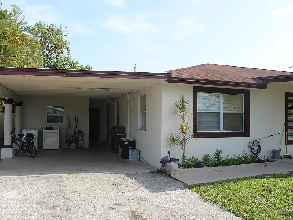4434 Venus Ave #C