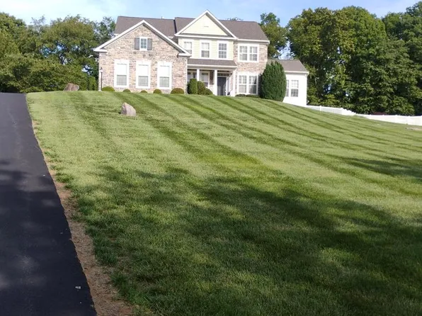 817 Tall Grass Rd, Westminster, MD 21157