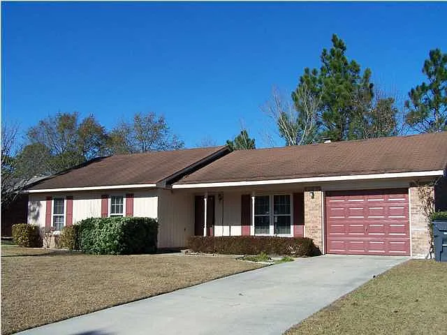 112 Totem Ct — Photo 1