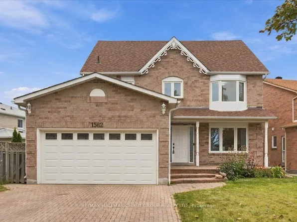 1582 Kelvinway Ln, Pickering, ON L1V 5Y2