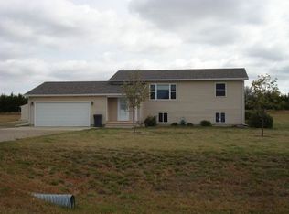 20200 Tranquil Pl, Pierre, SD 57501