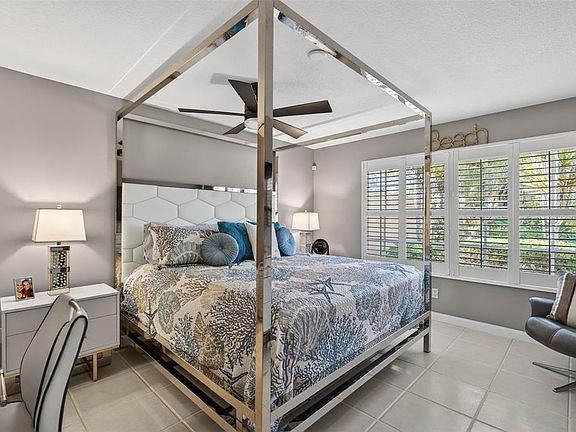 5th image of 7526 Quinto Dr
