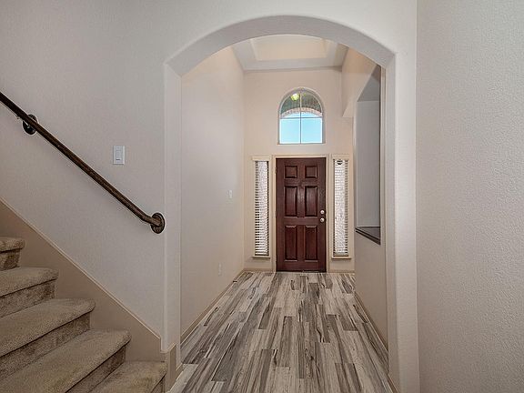5th image of 11 Handbridge Pl
