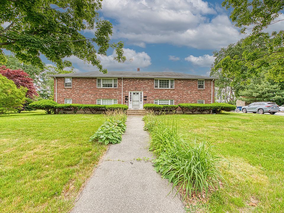 1st image of 1A Hemlock Dr #3