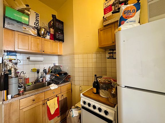 3rd image of 461 Saint Marks Ave APT 3