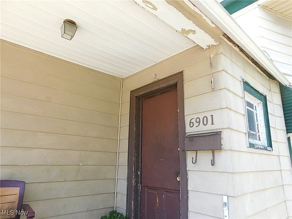 3rd image of 6901 Fullerton Ave