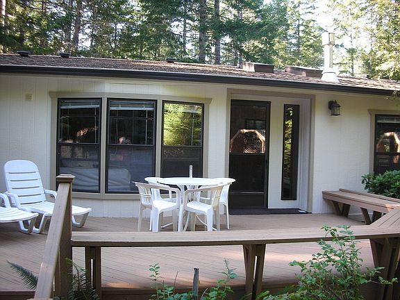2nd image of 391 N Mountain View Dr