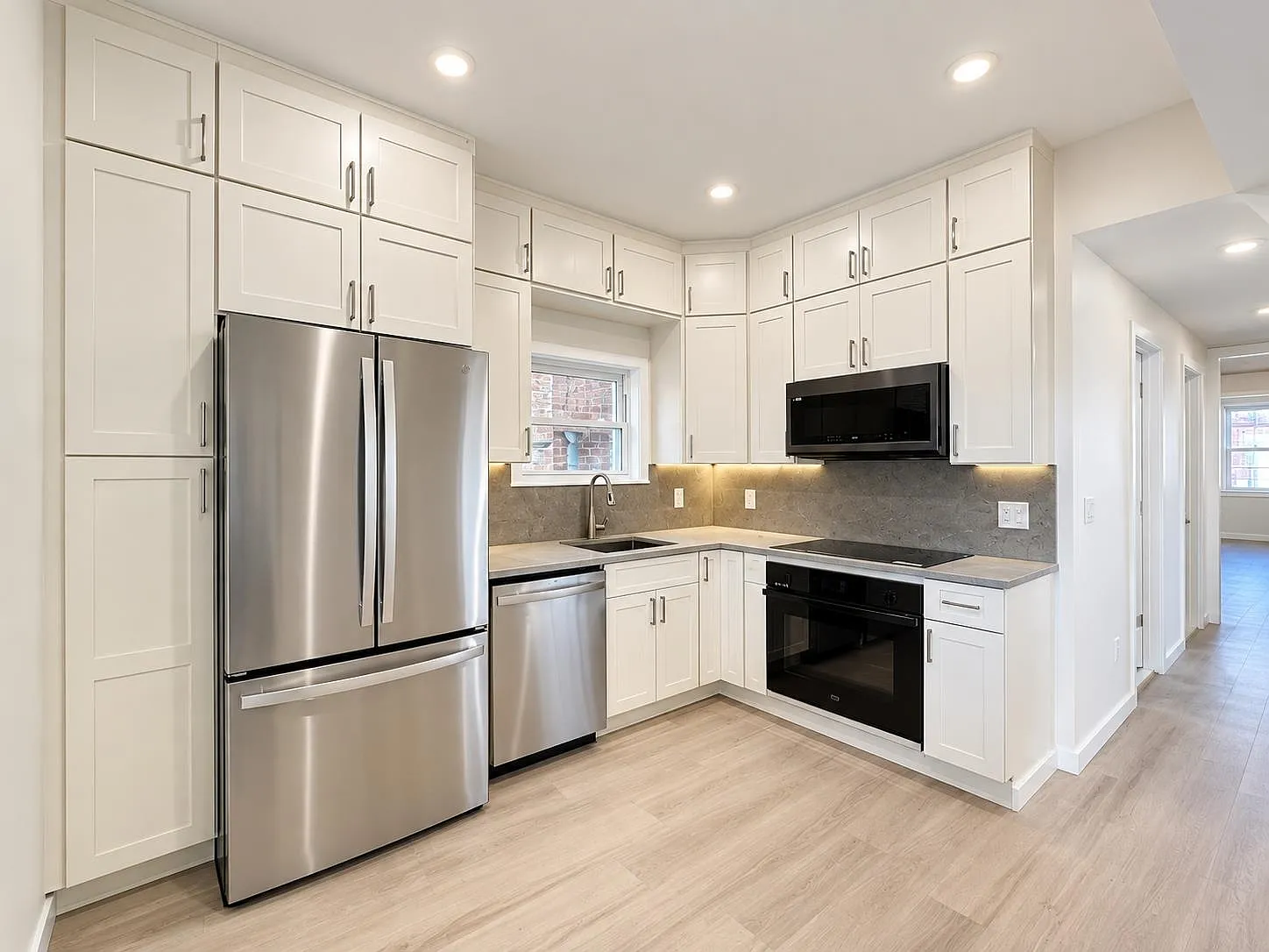 3 bed, 1.0 bath, $3,300 — Photo 4