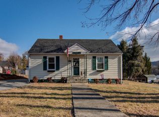 919 Beechwood Dr SW, Roanoke, VA 24014