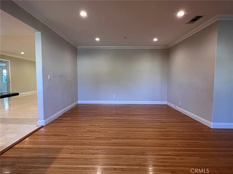 2411 Briargate Ln — Photo 7