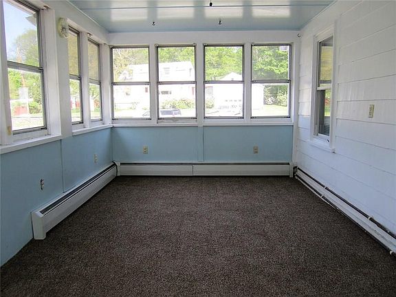 4th image of 86 Esmond St