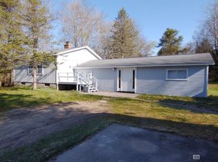 2570 Beatrice Rd, Harrison, MI 48625