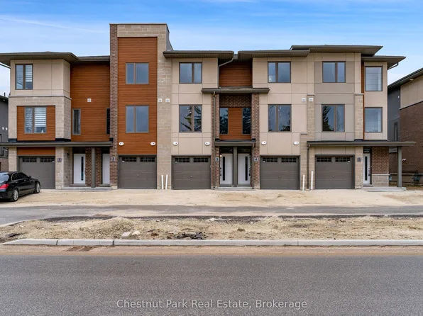 35 Dawson Dr #3, Collingwood, ON L9Y 5T1