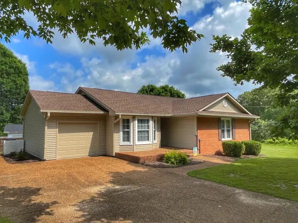 403 Mockingbird Ln, Dickson, TN 37055