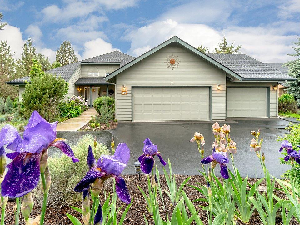 1st image of 729 Golden Pheasant Dr