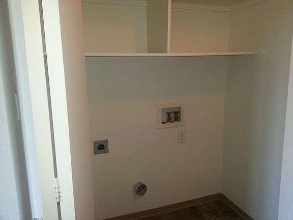 2nd image of 1001 Lincoln St APT E101