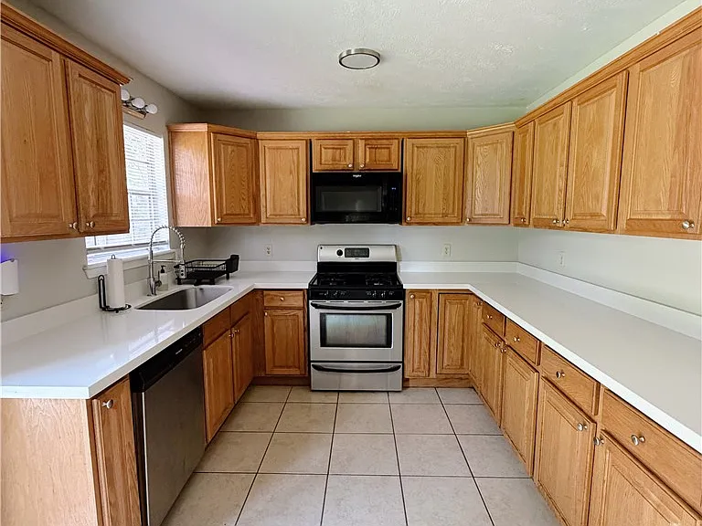1118 S Dexter Dr — Photo 5
