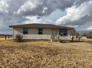 502 E 3rd St, Hale Center, TX 79041