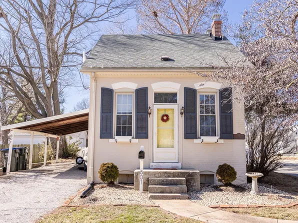 601 S Church St, Waterloo, IL 62298