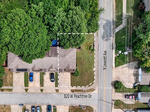5th image of 820 W Peachtree Dr
