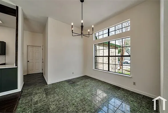 6818 Flaming Ridge Dr — Photo 12