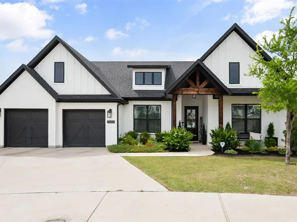 7433 Soaring Eagle Dr, Fort Worth, TX 76179