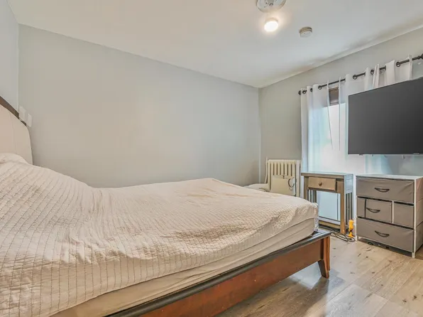 72-15 Juniper Valley Road image 7 of 16