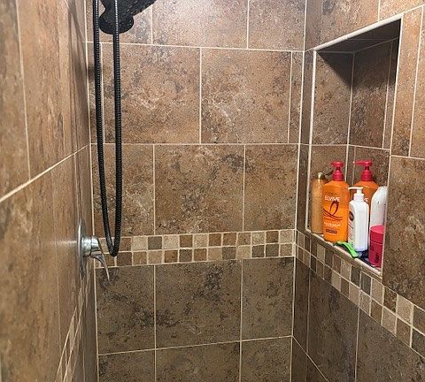 4th image of 21164 E Powers Ave