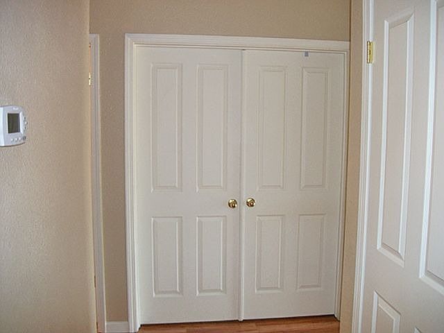 2nd image of 304 W 6th St