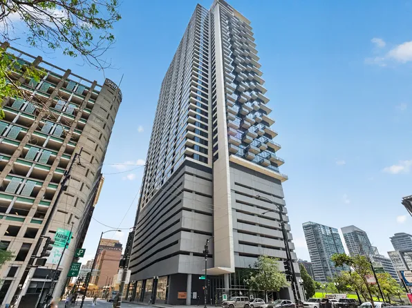 235 W Van Buren St #4101, Chicago, IL 60607