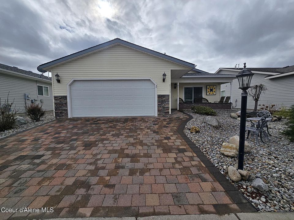 1st image of 8548 W Sawtooth St