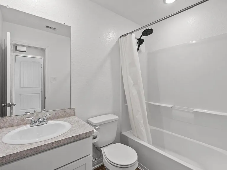 5339 Cj Walker Ln — Photo 14