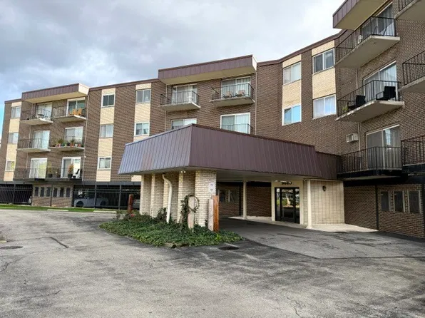 9840 S Pulaski Rd #2114, Oak Lawn, IL 60453