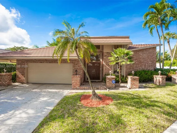 6481 Timber Ln, Boca Raton, FL 33433